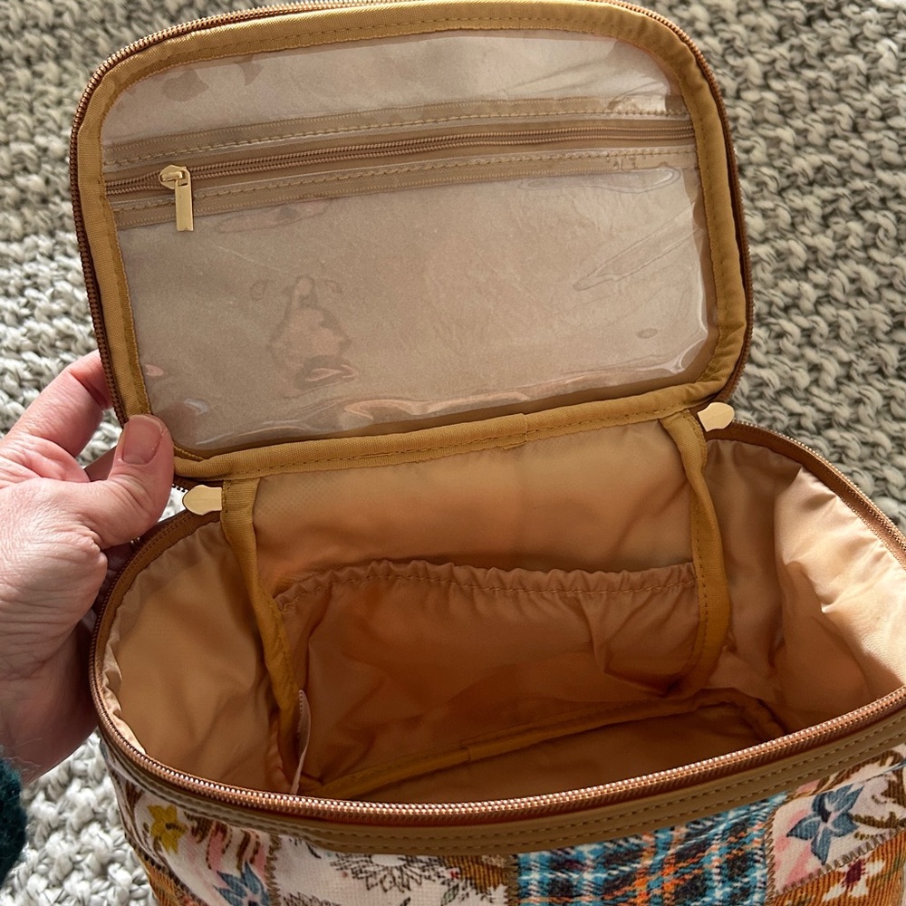 NWT Anthropologie Shiraleah Cosmetics Bag Boho Patchwork Hippie Exclusive - Picture 11 of 12